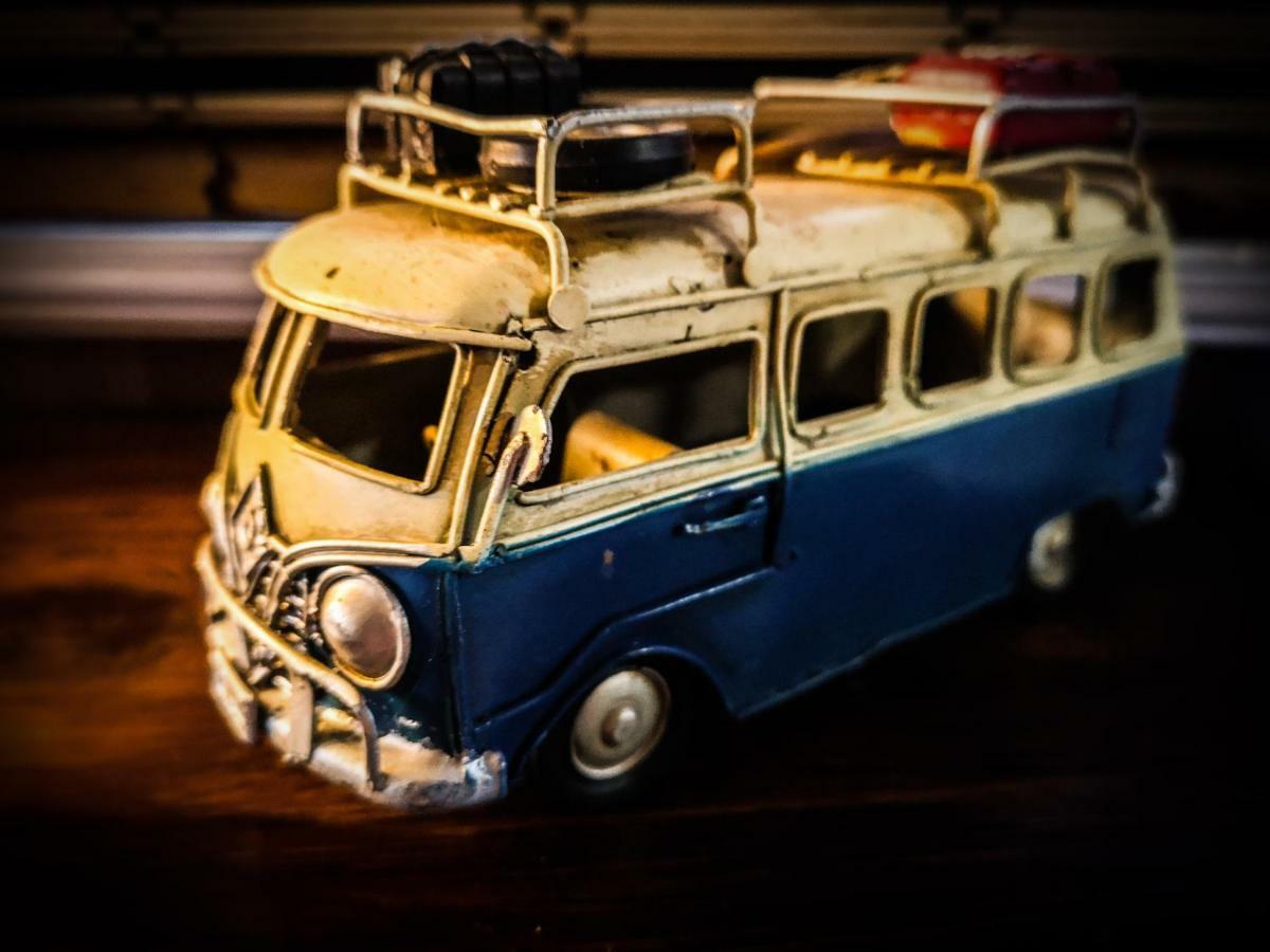 - Magic Bus - Hotel Klorakas Luaran gambar